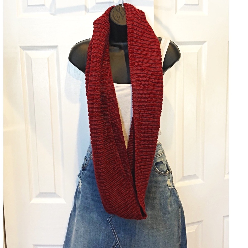 Red Infinity Scarf